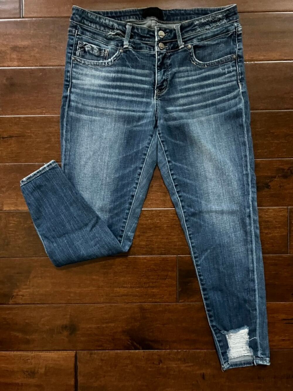 Buckle Black high rise skinny jeans size 28x27